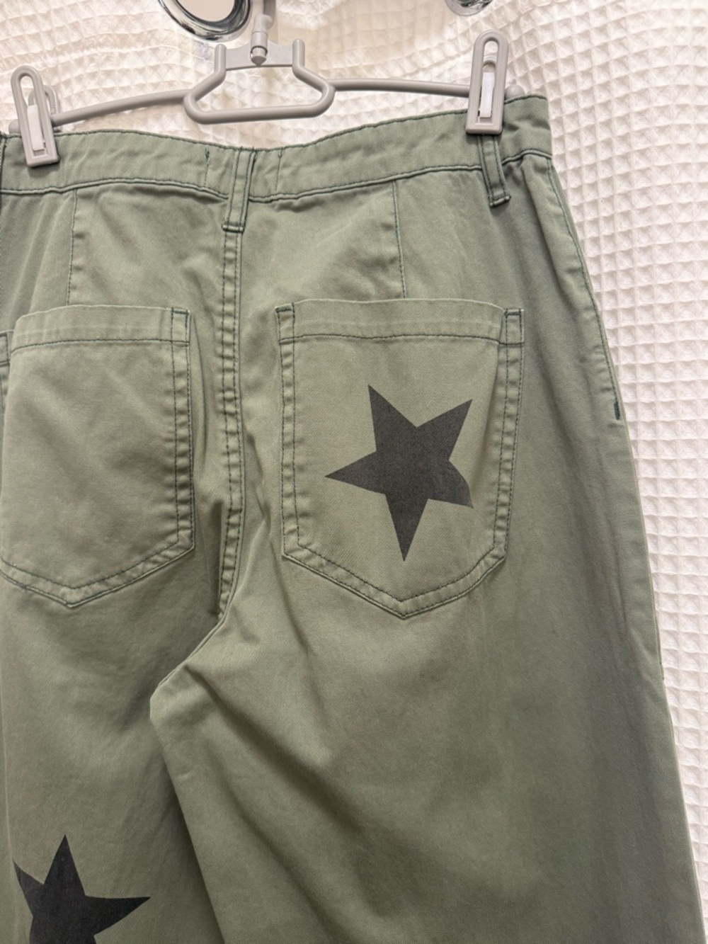 Anthropologie Olive Green Terry Star Utility Pants - size 26 - Picture 10 of 12